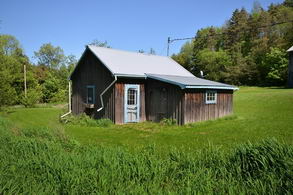 Studio - Country homes for sale and luxury real estate including horse farms and property in the Caledon and King City areas near Toronto